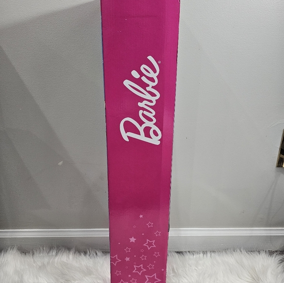 Barbie Star Power Fashion Doll 28 inches tall - Picture 3 of 5